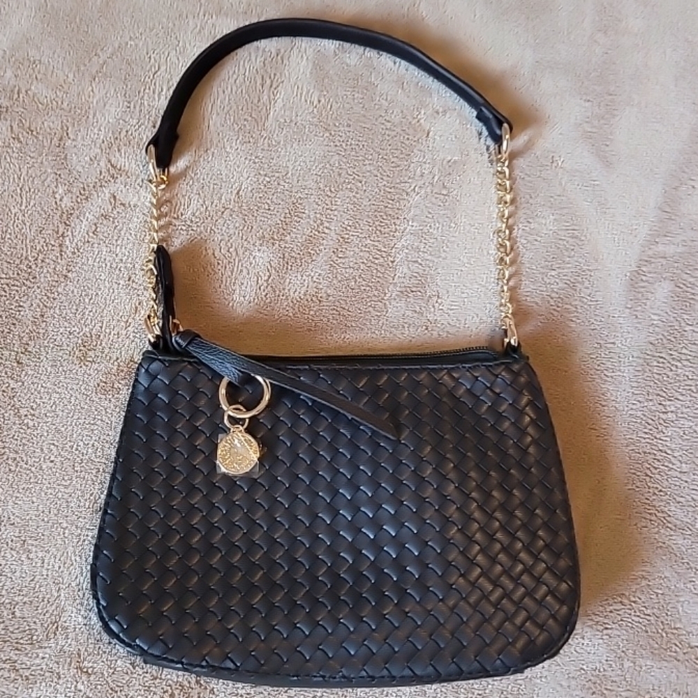 Elegant Black Woven Handbag